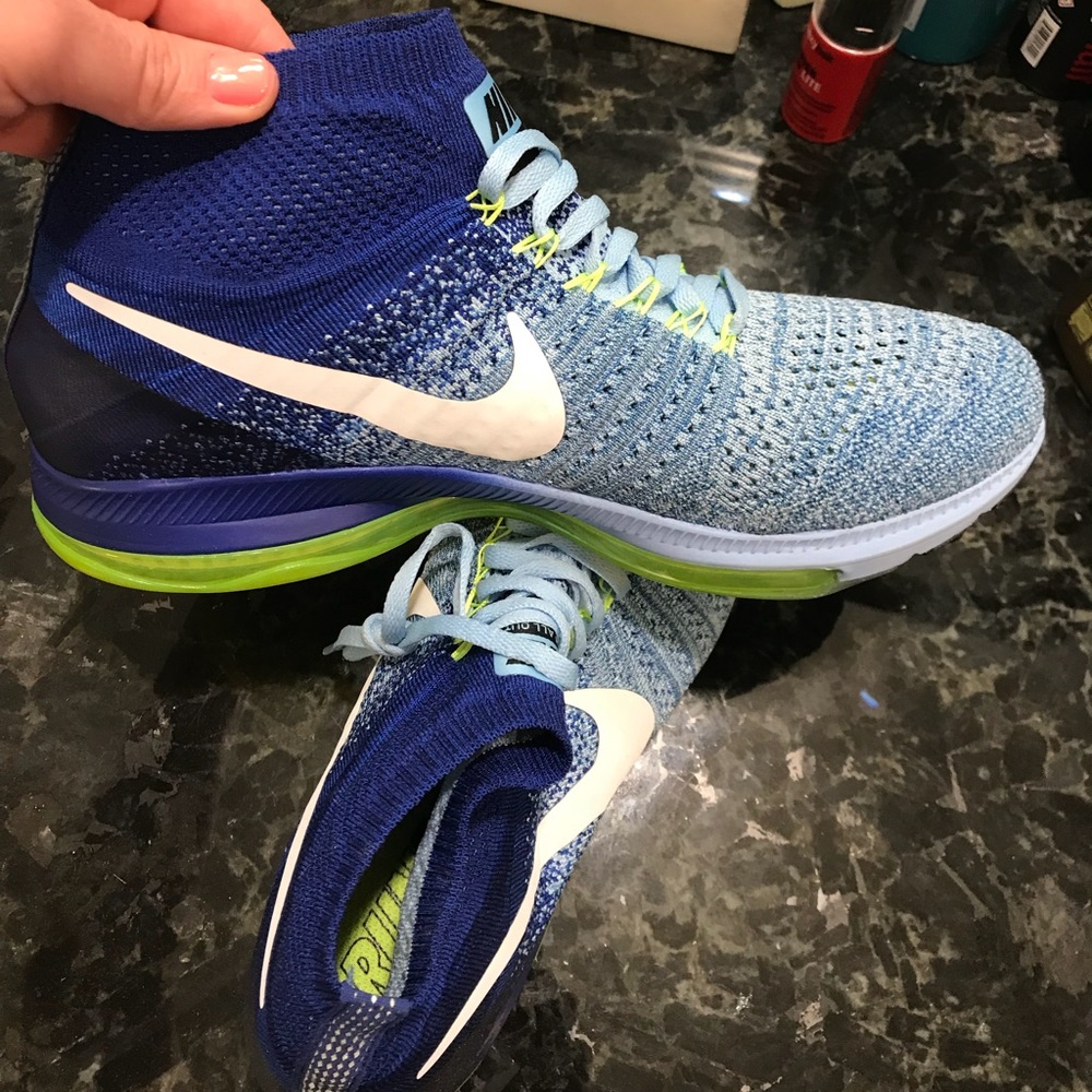 Nike flyknit zoom all out women’s shoes
